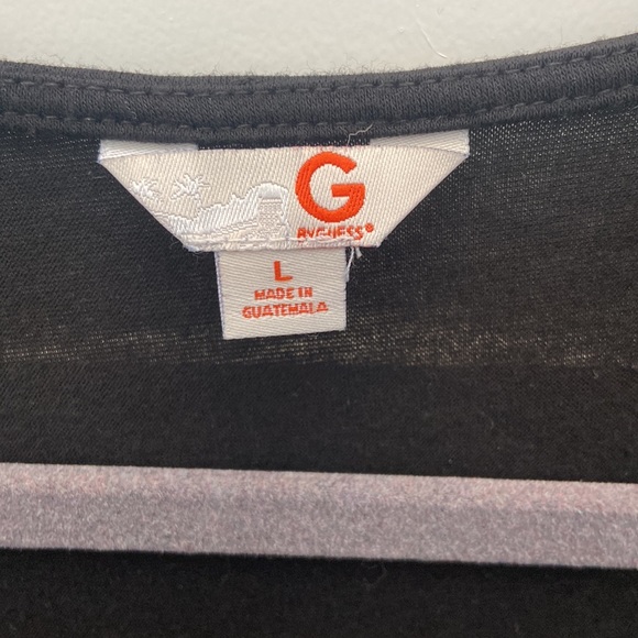 Guess 3/4 deep V shirt - Picture 3 of 5